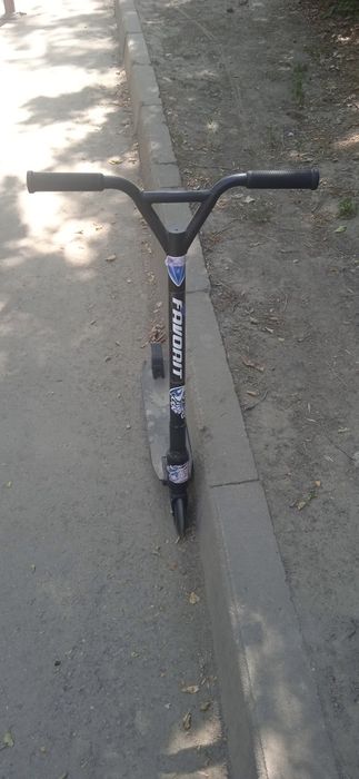 Продам трюковой самокат