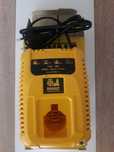Incarcator acumulatori dewalt nou sau folosit