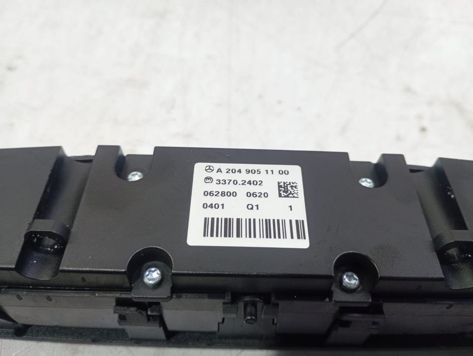 Panou butoane Mercedes Benz C-Class W204/S204 (2007 - 2012)om651.911