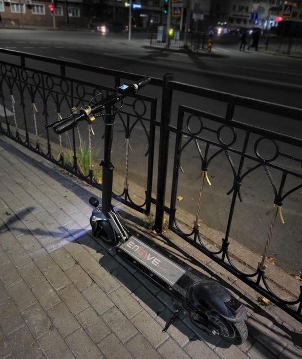 Продам электро самокат