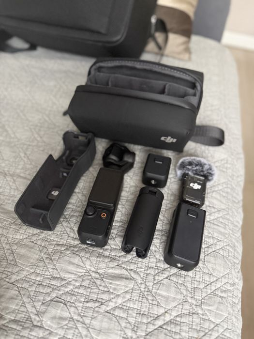 DJI pocket 3 creator combo
