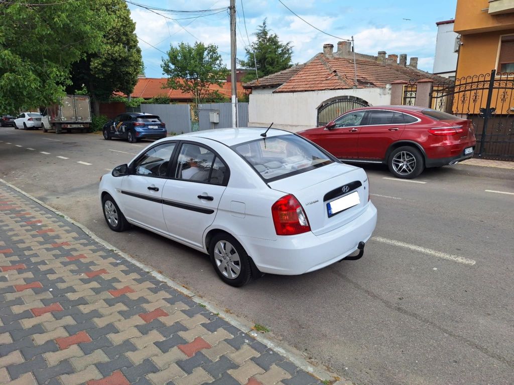 HYUNDAI ACCENT - 2010 - STARE IMPECABILĂ - 142.000 KM - Full Opțion