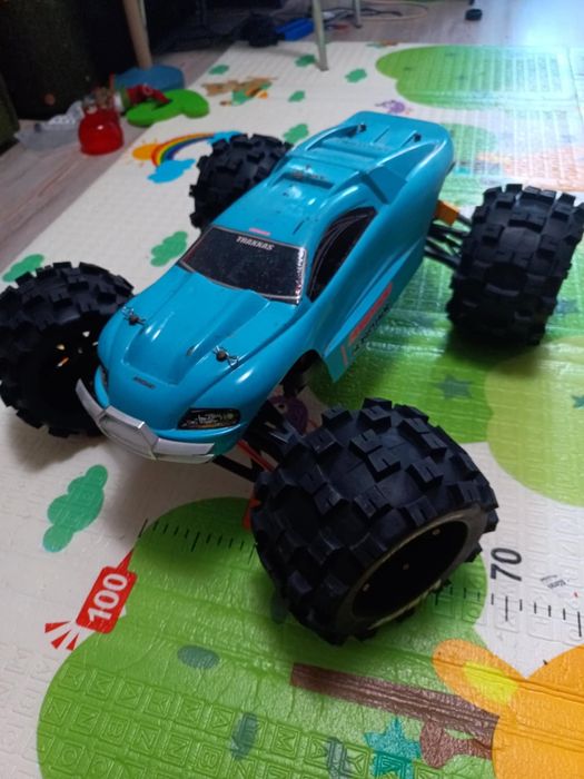 E revo 1/8 esc si motor nou