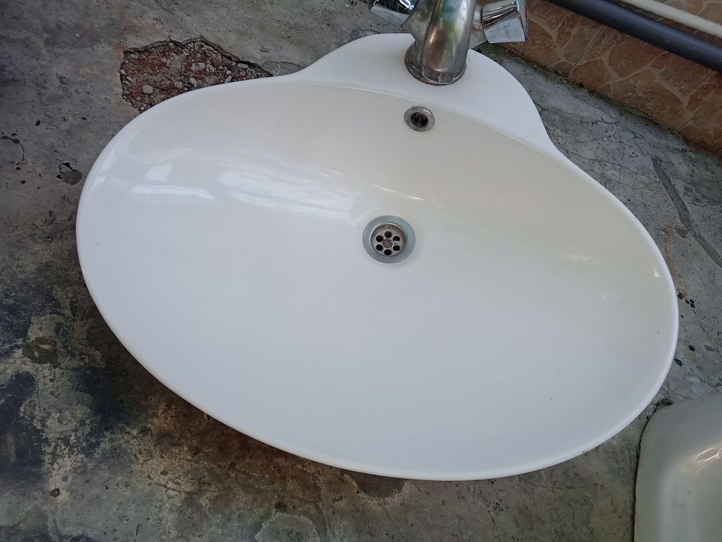 Vand wc si 2 chiuvete