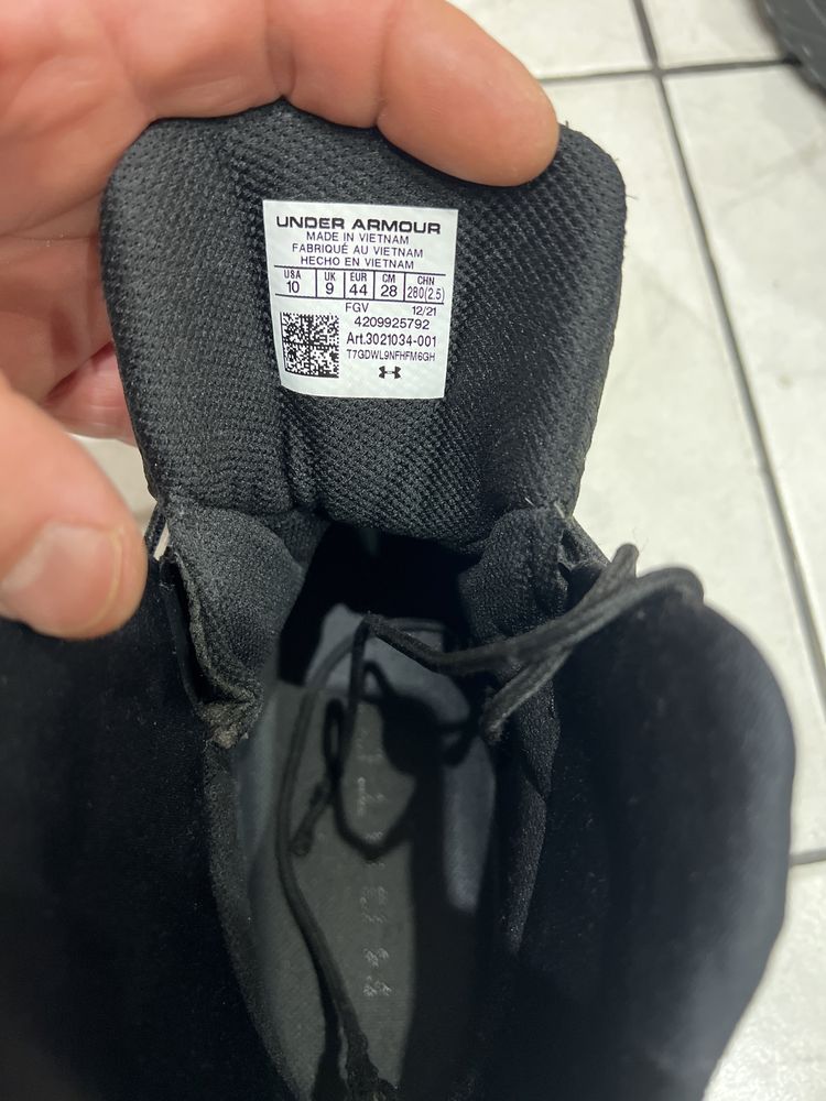 Мъжки боти under armour обувани веднъж!