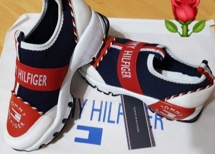 Adidasi Tommy Hilfiger new model, saculet, etichetă