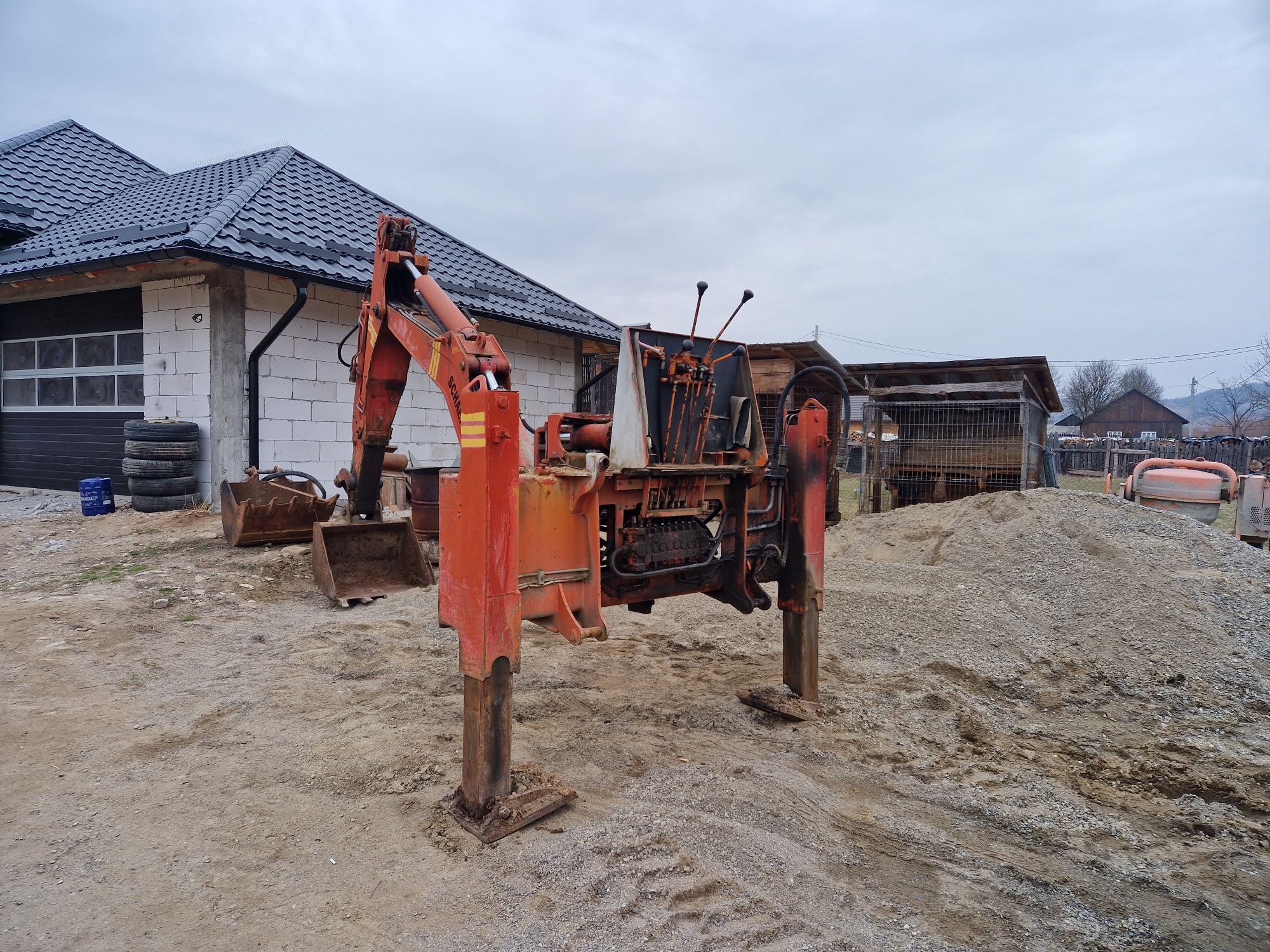 Buldoexcavator schaeff