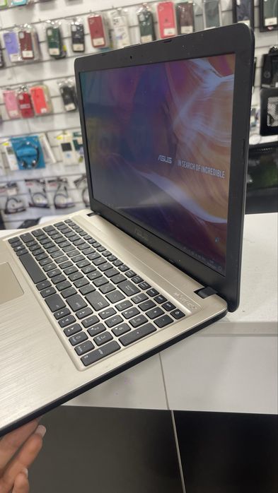Новый ноутбук ASUS
