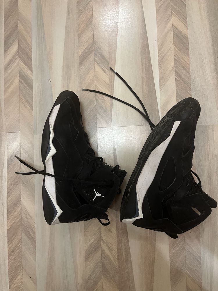 Обувки jordan true flight black