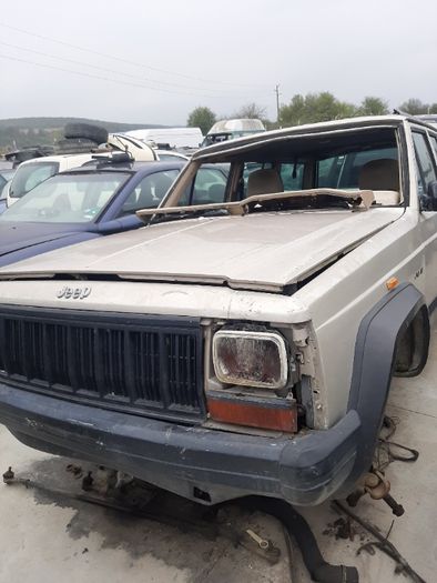 Jeep Cherokee 2.5d на части