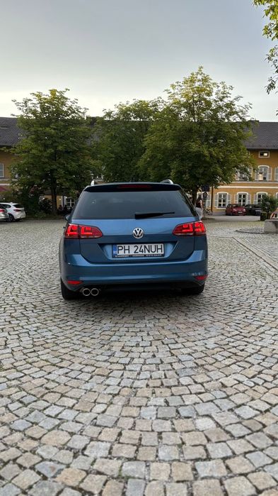 Golf 7  2.0 TDI 150CP, înmatriculat unic proprietar,mașina este full!