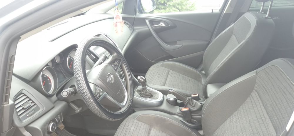 Opel Astra  Benzina