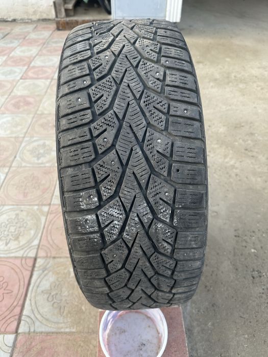 Титан дискасымен дөңгелек сатылады размері216/55/17,тойота камриға