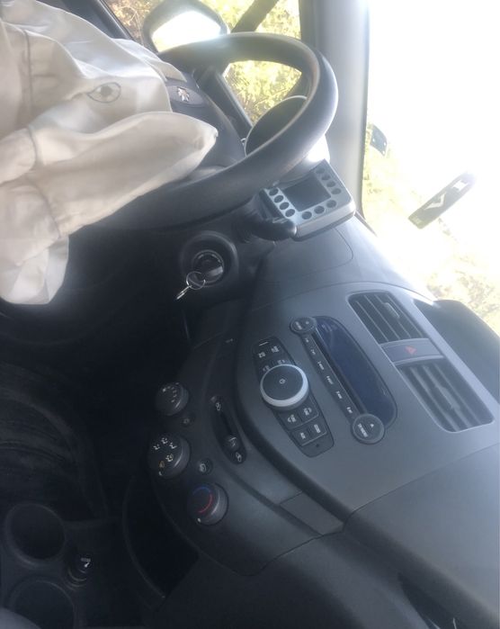 Chevrolet spark 1.0 i на части