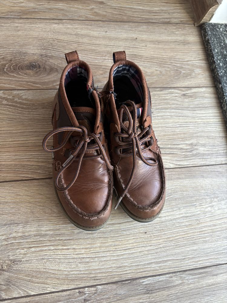 Ghete piele marimea 33  Tommy Hilfiger