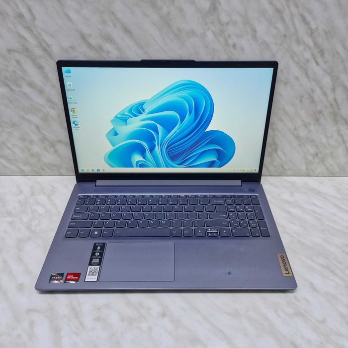 Laptop Lenovo slim 3 Ryzen 5 7530U 16gb 512GB SSD Zeus Amanet Militari