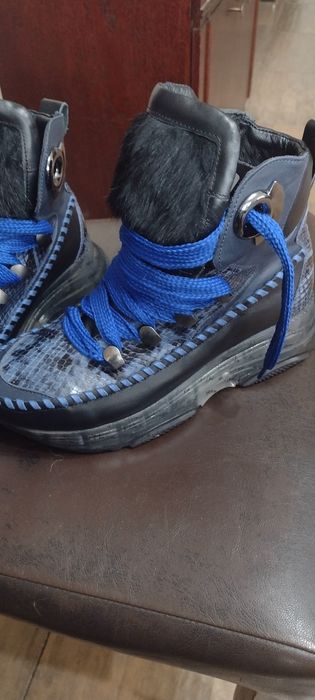 Ghete Flavia Passini ,piele,nr 39