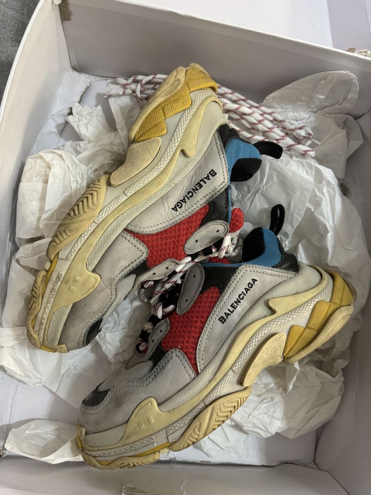 Balenciaga Triple S