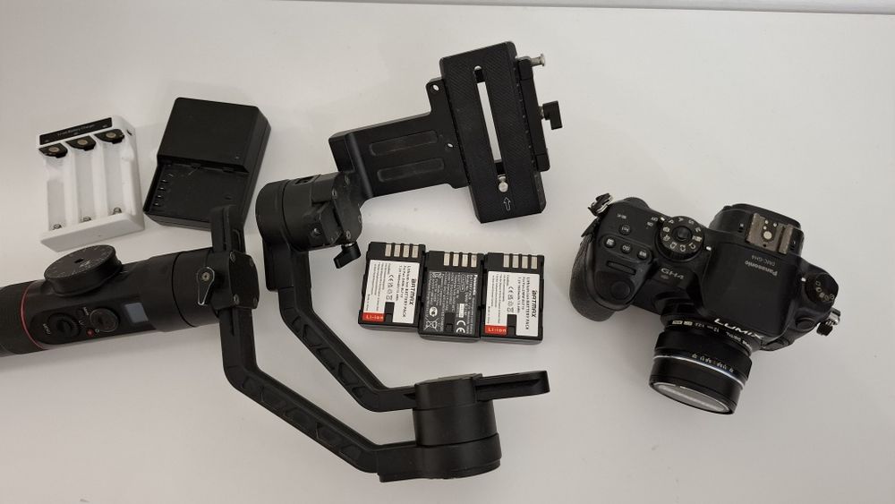 Panasonic gh4R zuiko 12mm