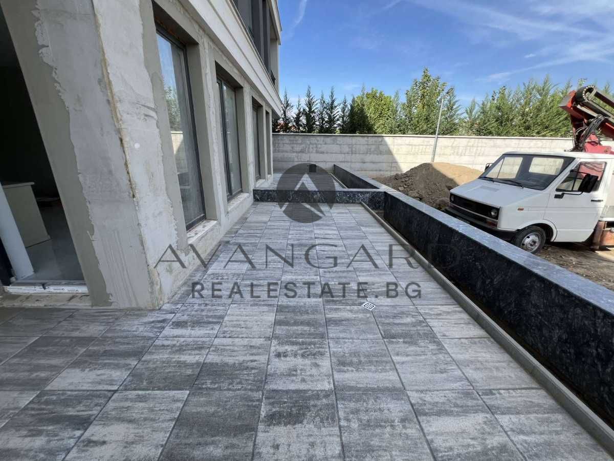 Продава се Двустаен апартамент в Пловдив, Беломорски - 99 кв.м за 1313 €/кв.м - Снимка #11