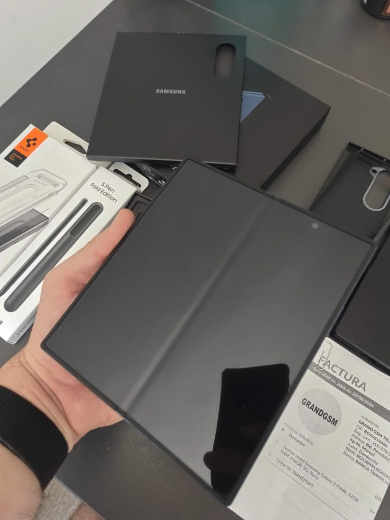 Samsung Galaxy Z Fold 6 Blue impecabil - 256GB cu garanție + accesorii