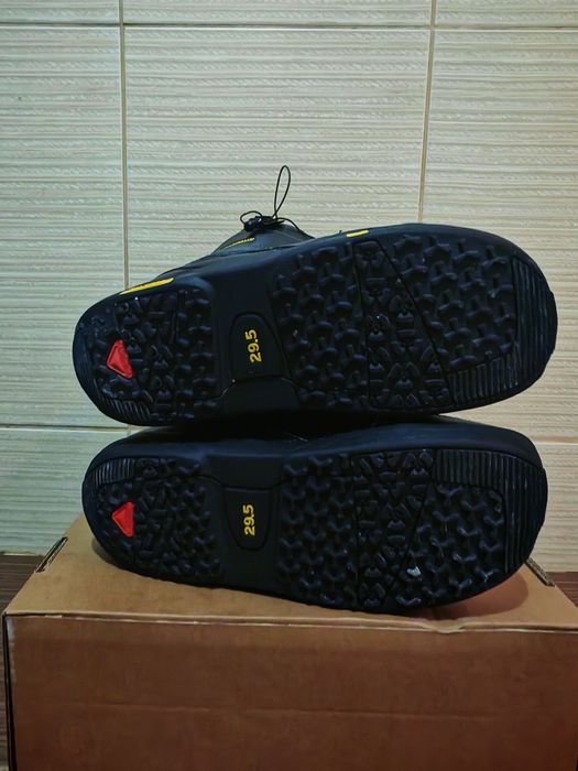 Boots snowboard 44,5-45,5 Salomon Faction cu Boa
