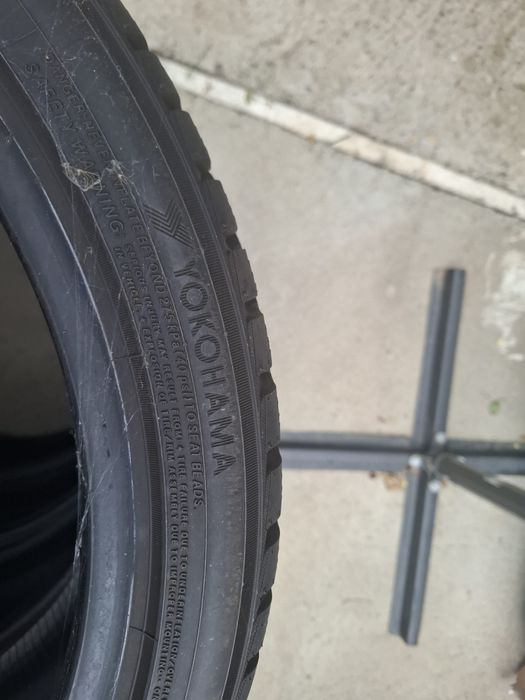 Set 4 anvelope yokohama 215/40r18