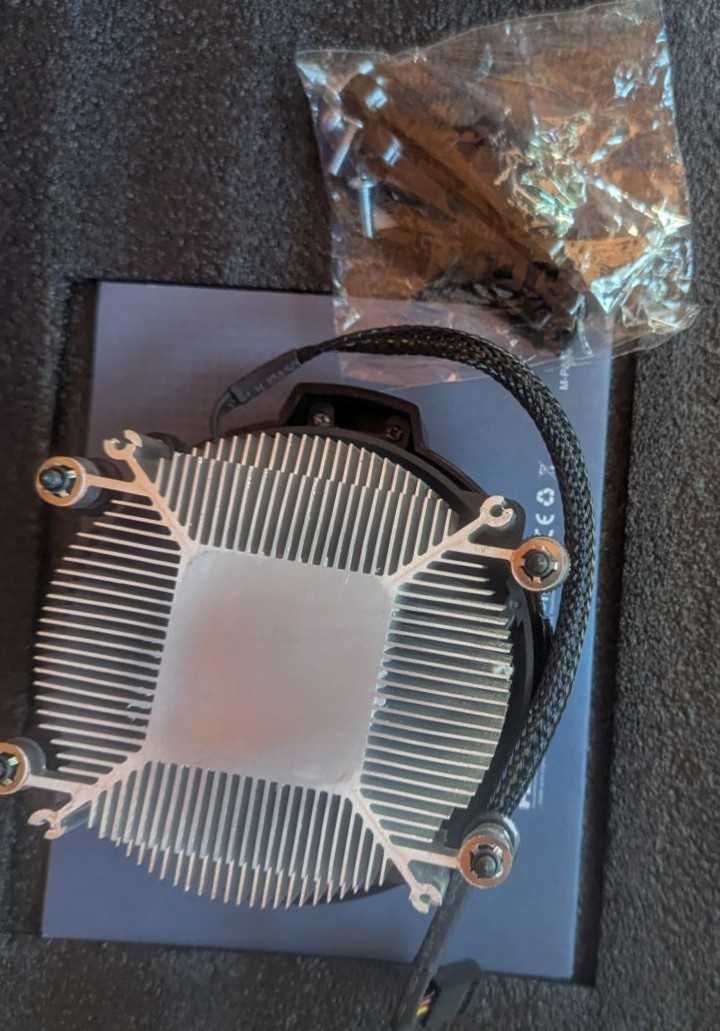 Комплект: Ryzen 5 2600 + дънна платка MSI B450M + охладител