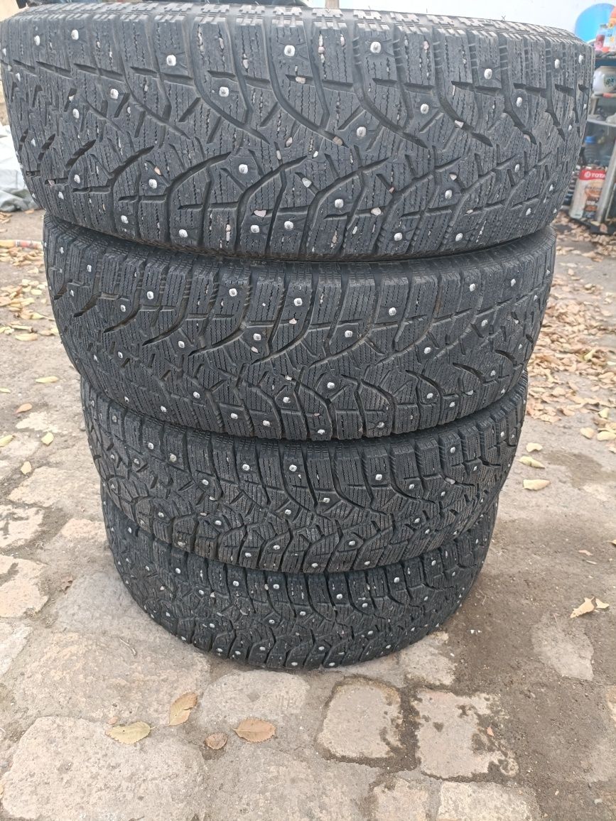 Продам зимние шины. В идеальном состоянии