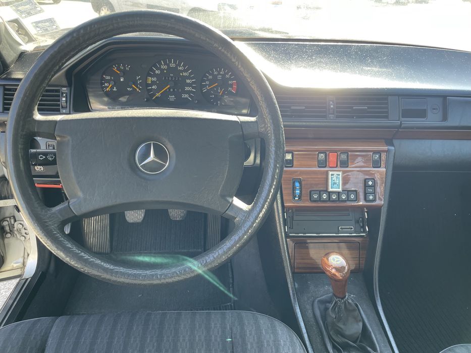 Mercedes W124 E200 1991
