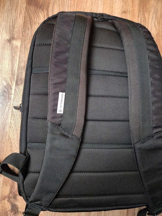 Почти нова раница Victorinox с отделение за лаптоп и таблет