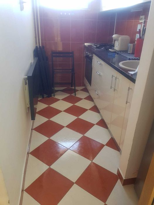 Inchiriere ap 2 camere 1 decembrie