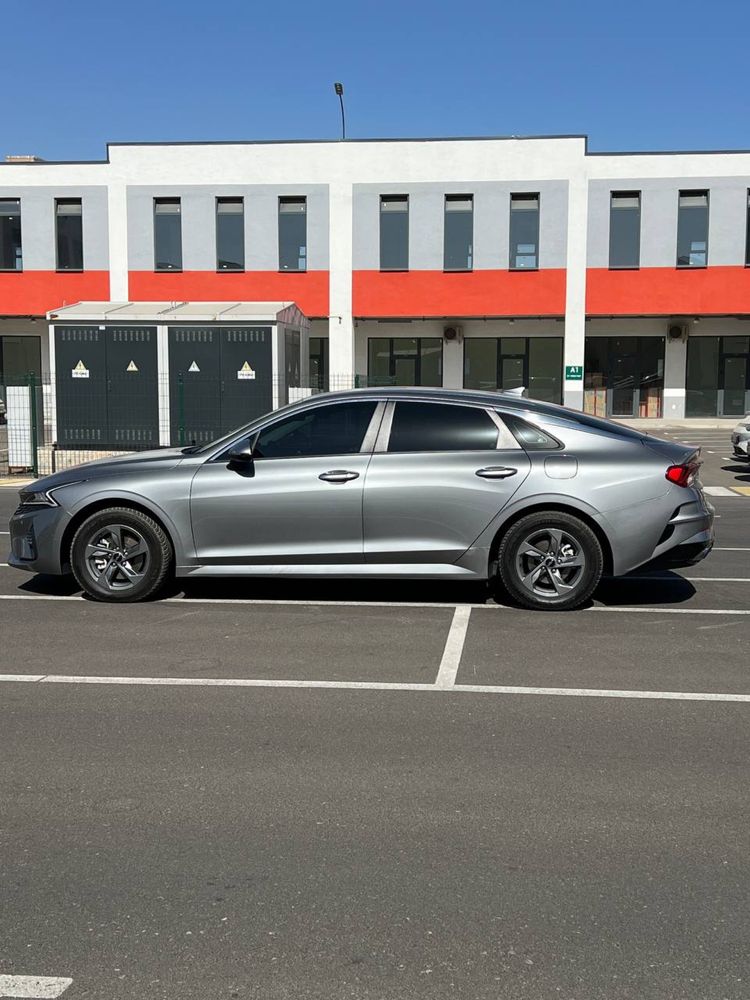 KIA k5 2022 yil 2 pozitsiya