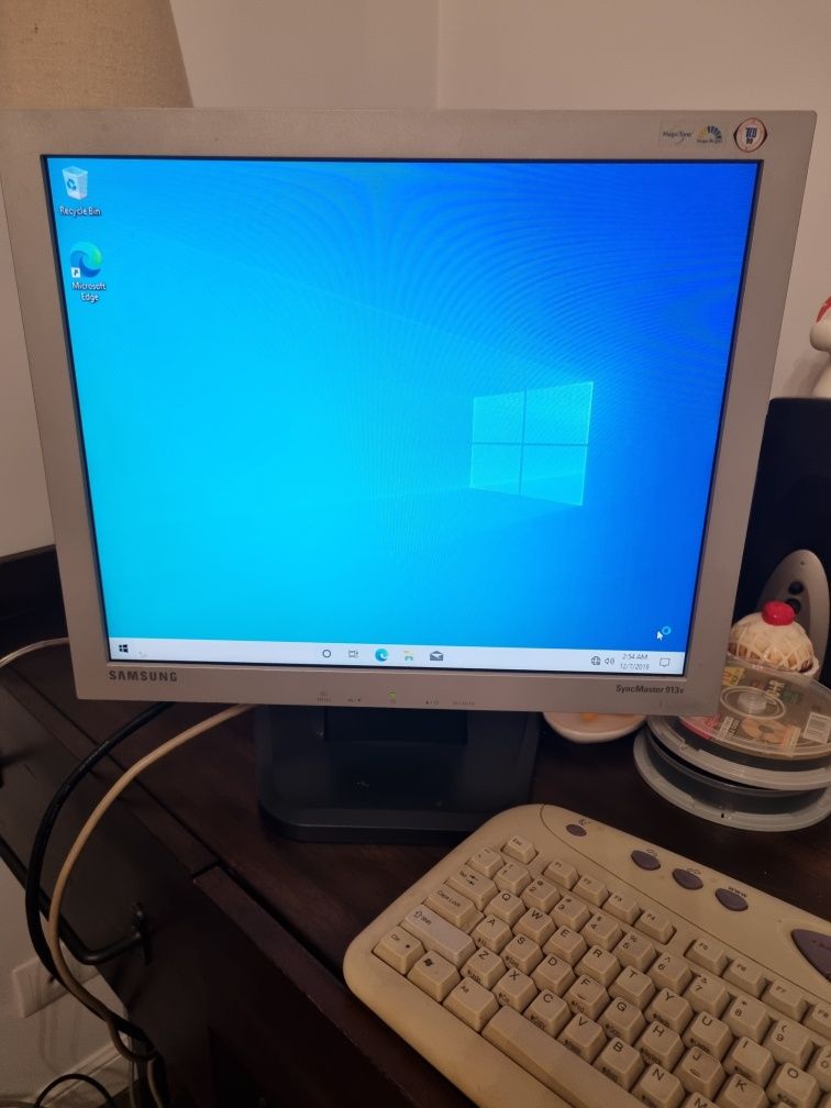 Calculator desktop complet cu monitor samsung