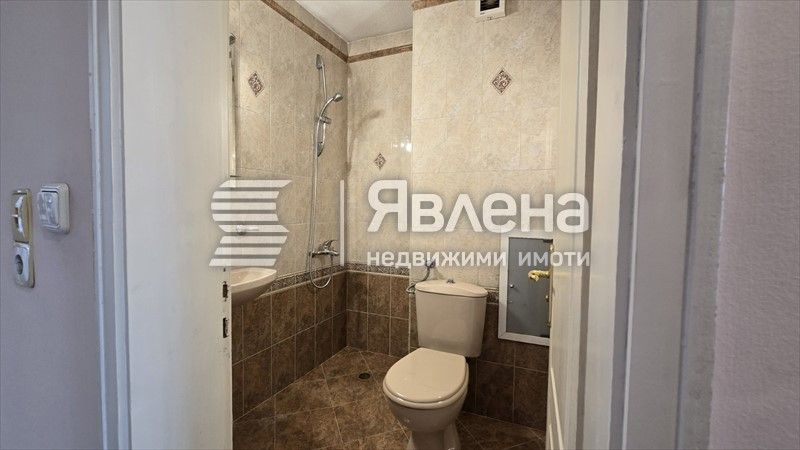 Продава се Тристаен апартамент в София, Медицинска академия - 108 кв.м за 2769 €/кв.м - Снимка #3
