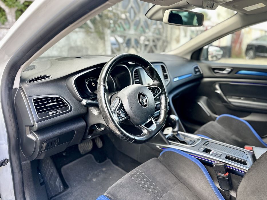Renault Megane 4 IV Gt line BOSE 1.5 dci 110cp Automat Headup Distroni