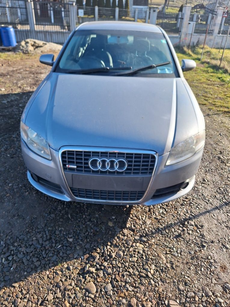 Dezmembrez audi a4 b7 19 si 2L tdi