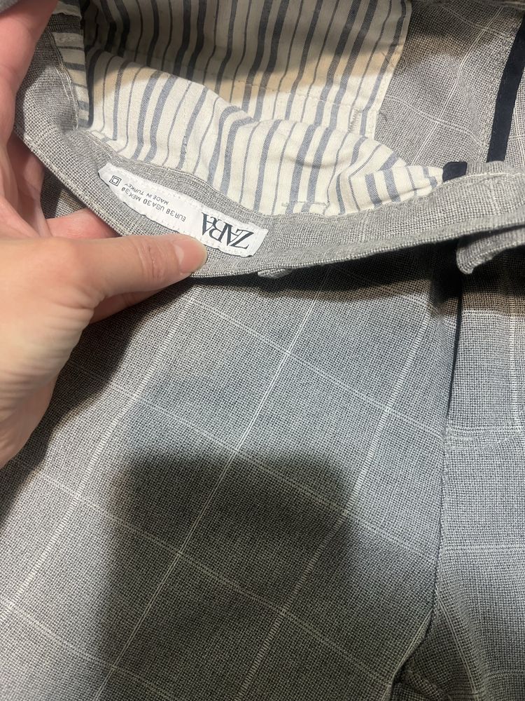 Pantaloni zara marimea s/M