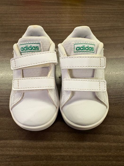 бебешки обувки Adidas