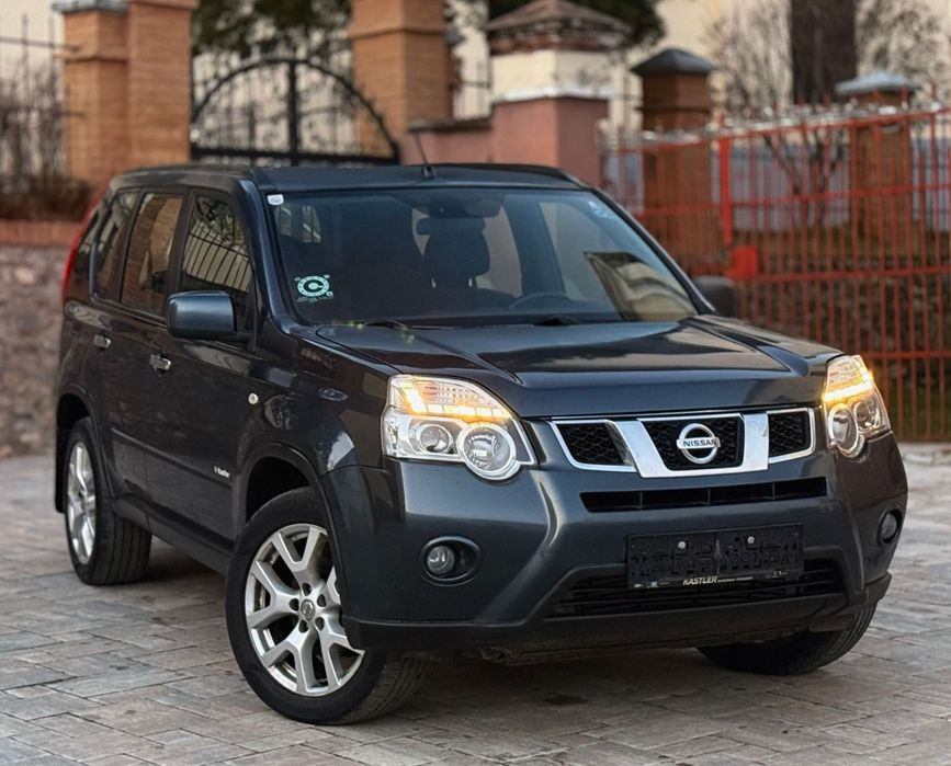 Nisan x-trail 2012