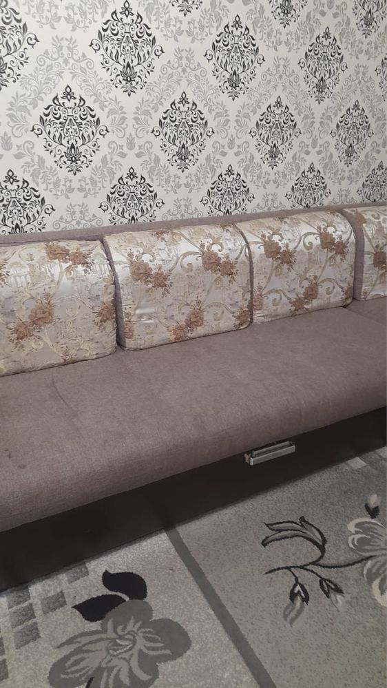 СРОЧНО продам диван