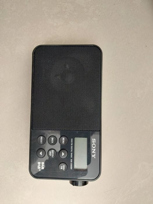 Radio digital SONY XDR-S40DBP impecabil