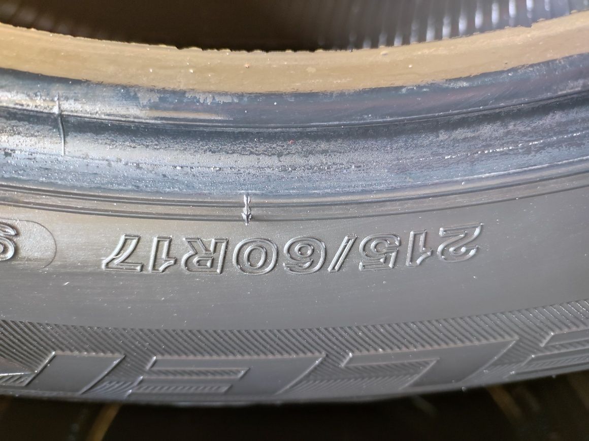 Резина/Шины BRIDGESTONE 215/60 R17 ЛЕТО 6 шт в хорошем состоянии