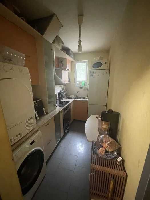 Продава се Тристаен апартамент в Пловдив, Христо Смирненски - 64 кв.м за 1329 €/кв.м - Снимка #1