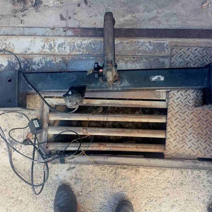 Теглич за Ситроен C4