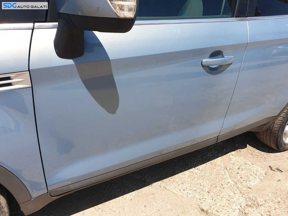 Usa Usi Portiera Portiere Stanga Fata Dezechipata Ford Kuga 2008 - 2013 Culoare M8