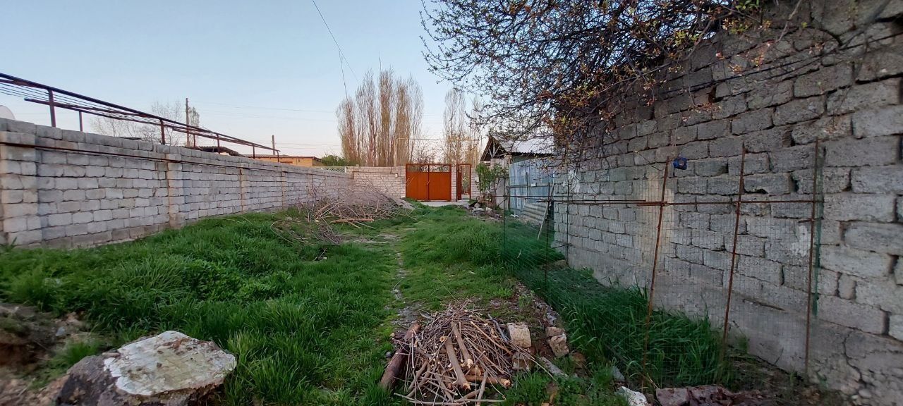 Продаётся 8 соток(Сурум) фуд сити