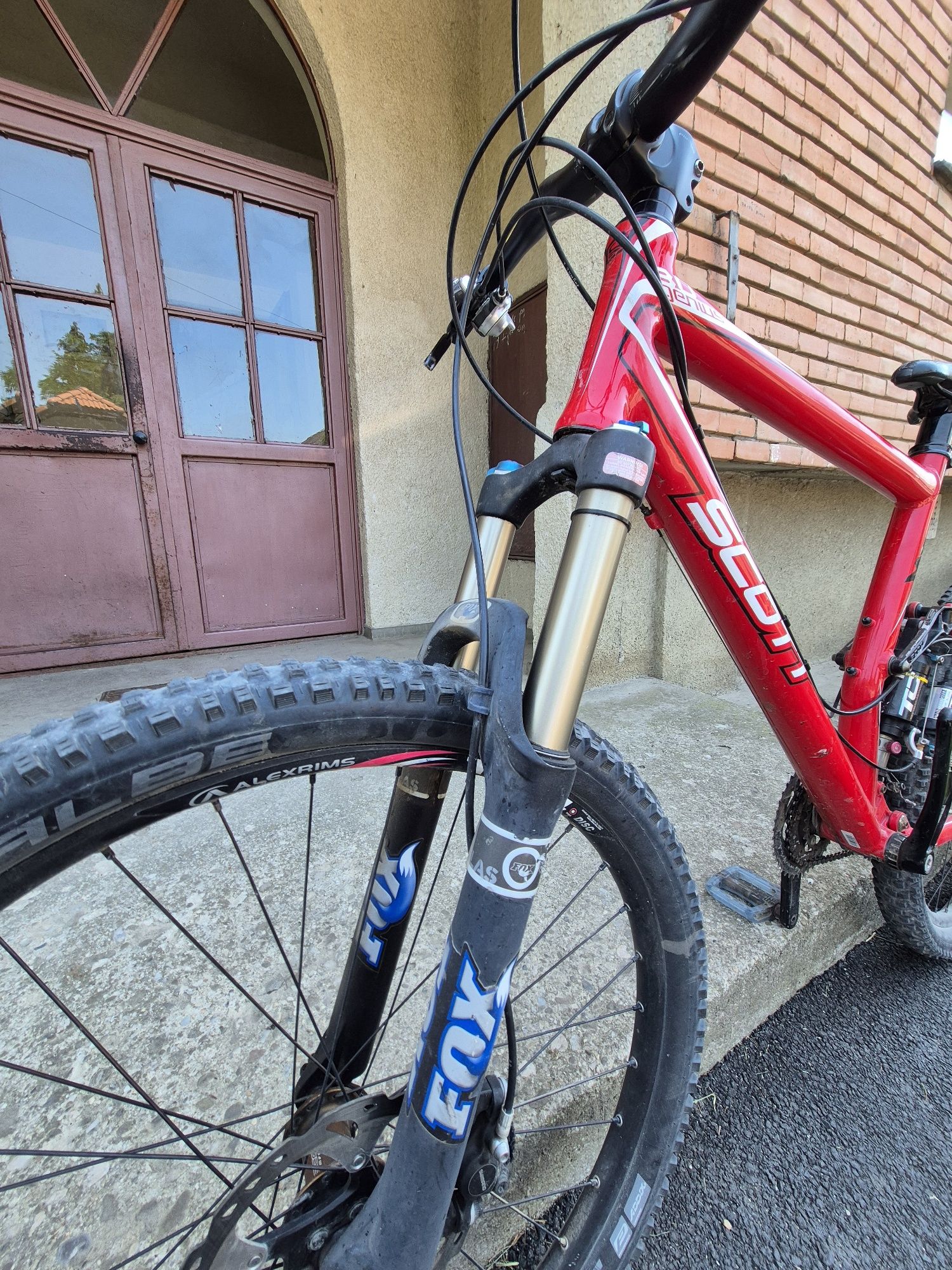 Bicicleta scott  ca nou