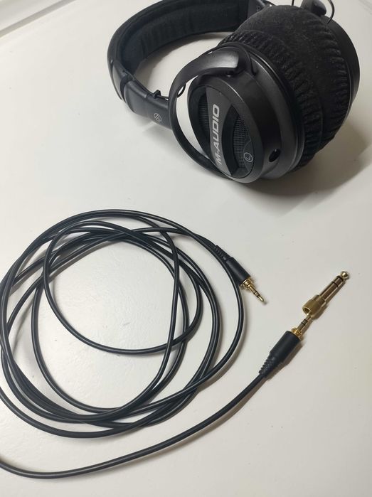 Слушалки M-audio Studiophile Q40