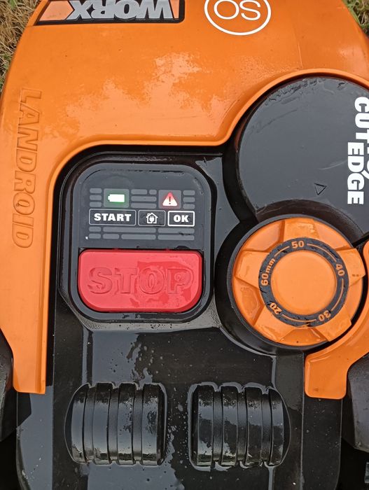 Robot tuns iarba VORX,cu wi fi